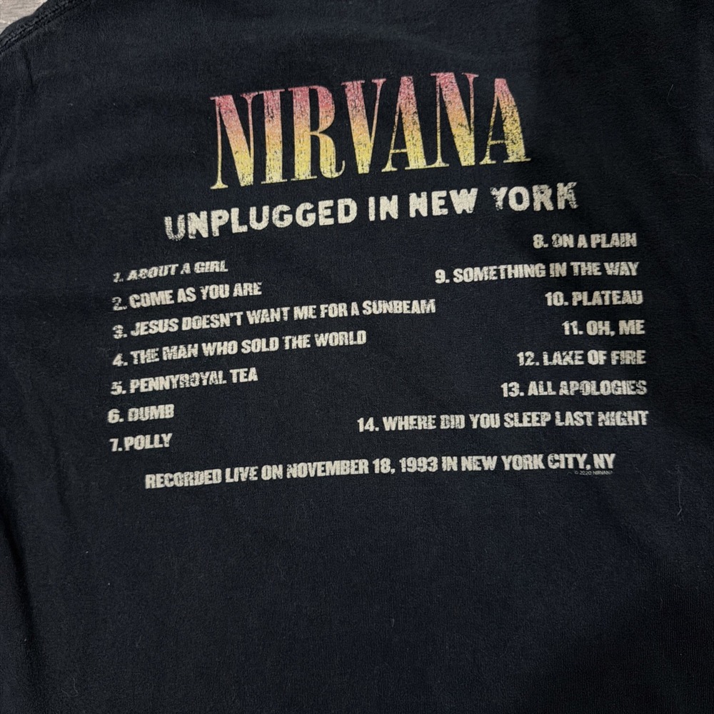 Nirvana Unplugged in New York 1993, Black Graphic T-Shirt, Size M - Picture 4 of 7